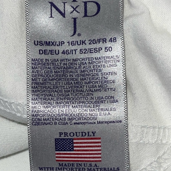 NYDJ Marilyn Capri in Crisp White - Picture 8 of 8